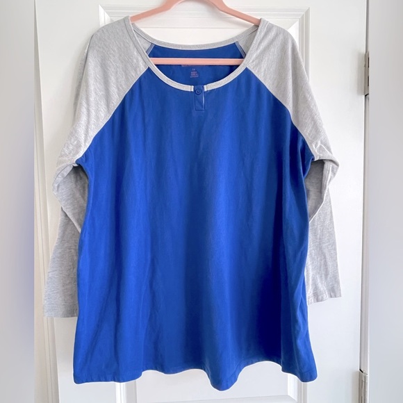 Like new women within 1X top - Picture 1 of 4